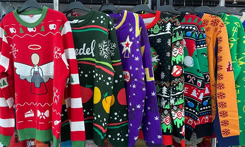 Custom Christmas sweater production process