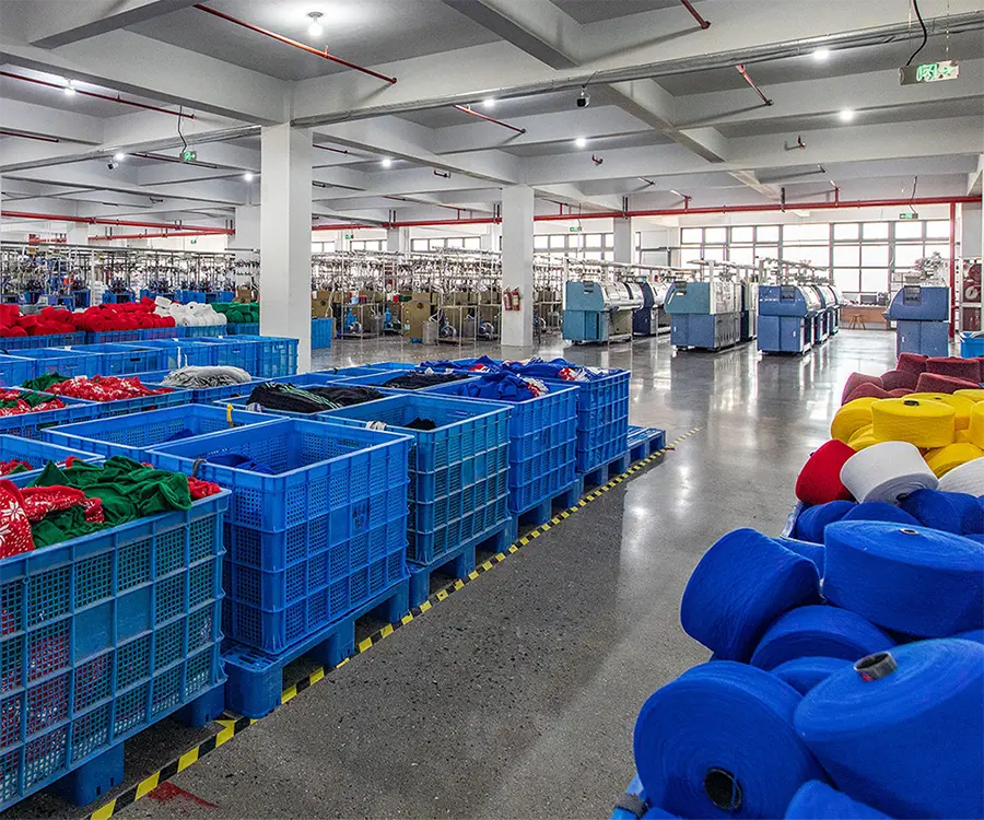 Custom Christmas sweater production workshop