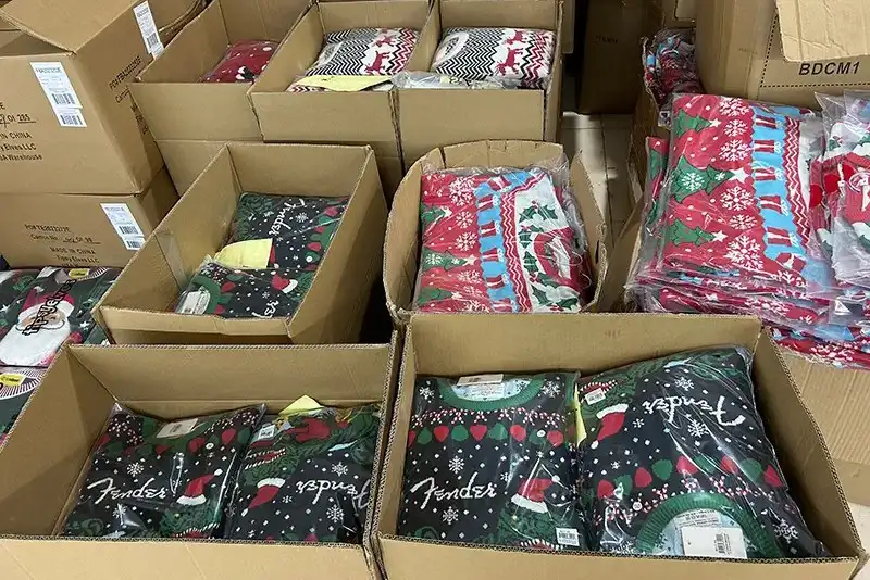 custom Christmas sweaters packaging for bulk international orders