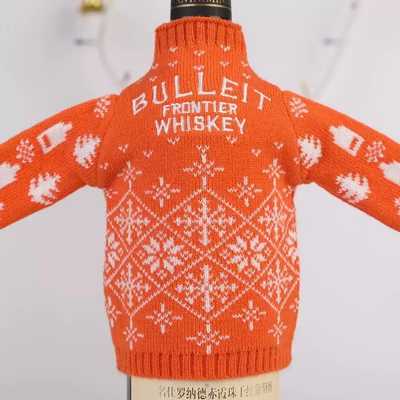 Knitted bottle sweaters with clean ribs and stable sizing